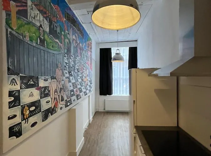 شقة Artistic Independent Apartment, Centre