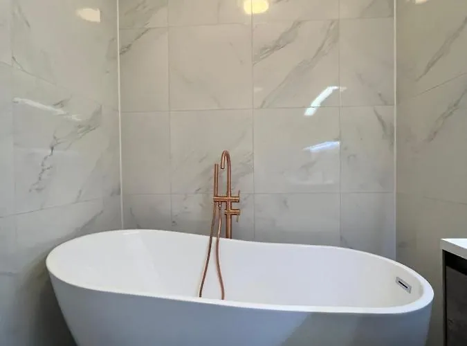 شقة Artistic Independent Apartment, Centre *